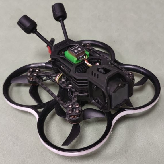 Betafpv Pavo20 Pro po serwisie - widok z boku